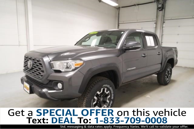 New and Used Toyota Tacomas for sale in Kansas (KS) | GetAuto.com